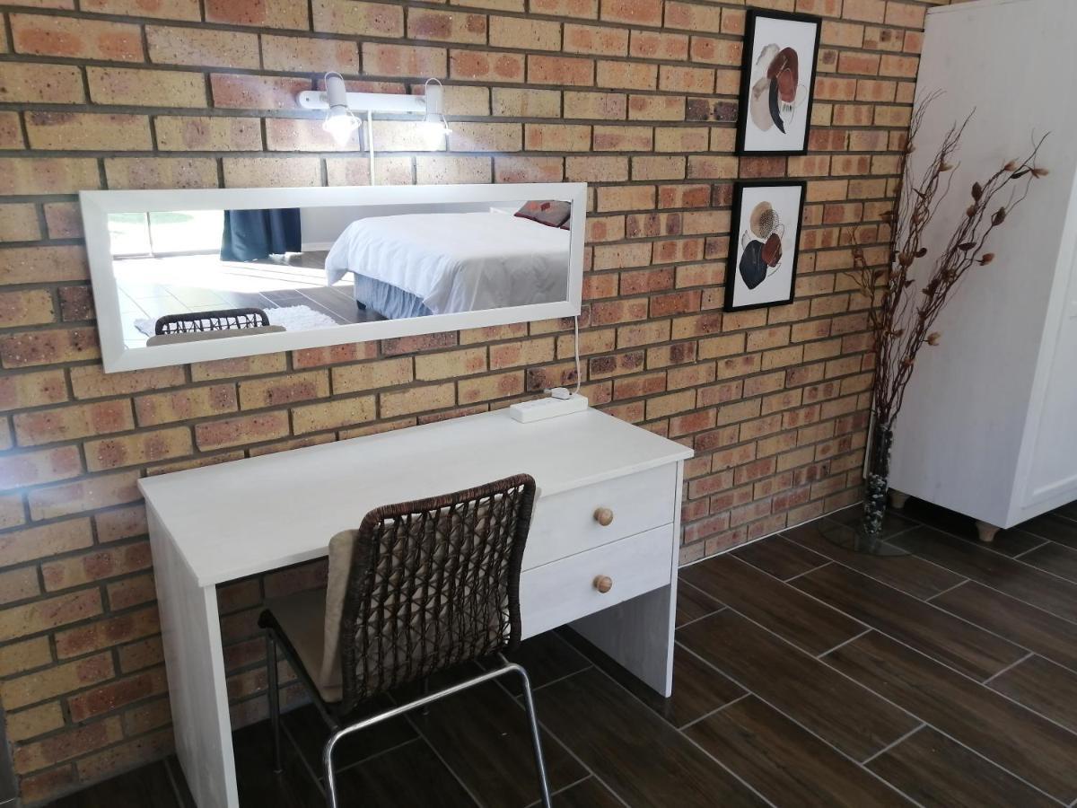 Easy Inn Guesthouse Welkom Ngoại thất bức ảnh